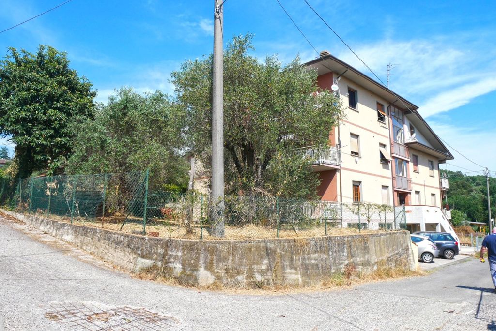 Property photo 1 of 35