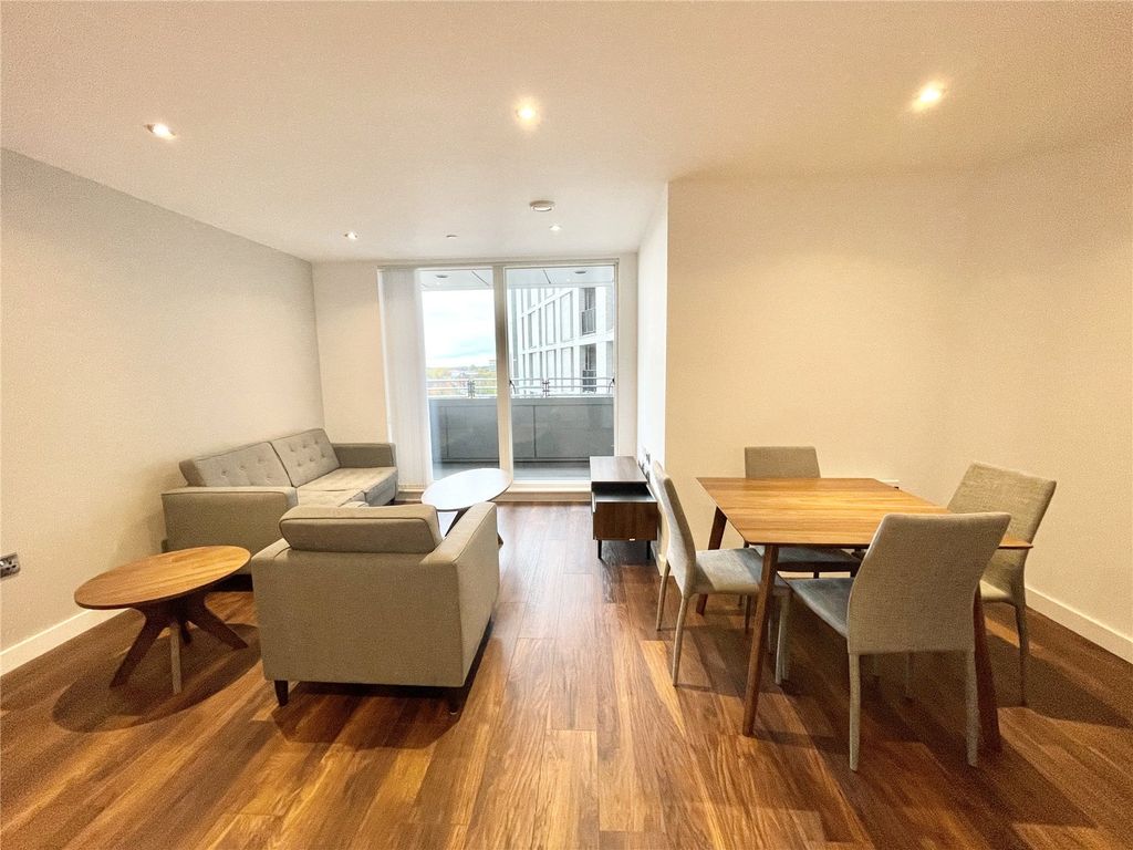Property photo 2 of 14 2
