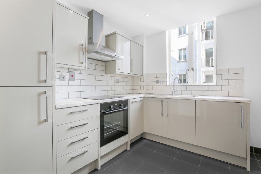 Property photo 3 of 25