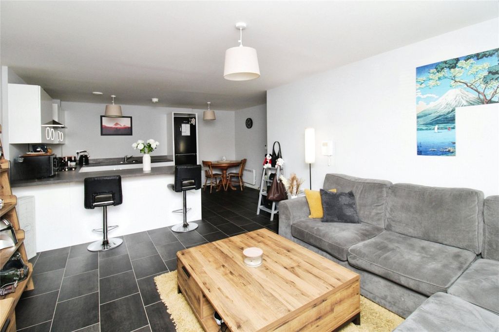 Property photo 2 of 8 Picture No. 08