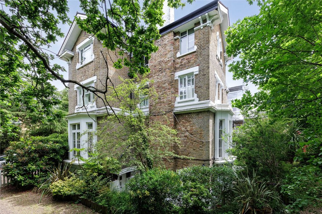 Property photo 1 of 15 External