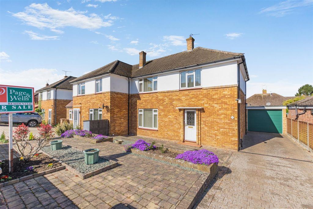 Property photo 1 of 18 Front External