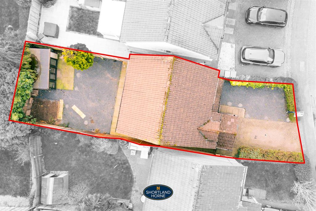 Property photo 2 of 32 Boundary