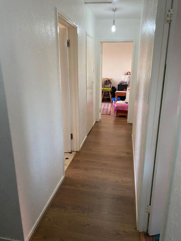 Property photo 3 of 3