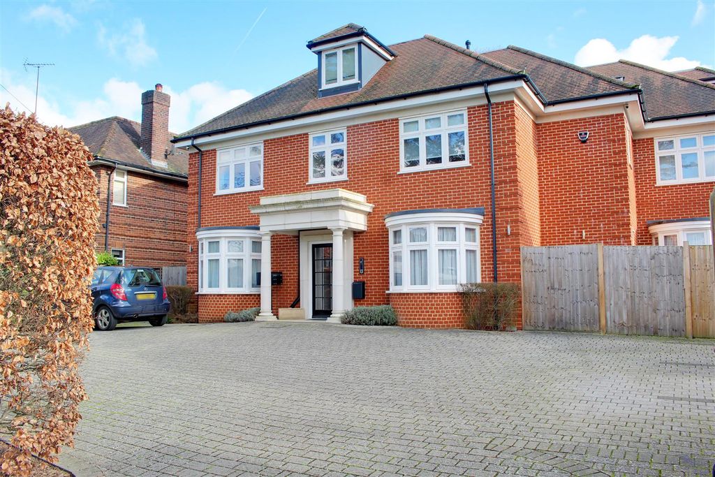 Property photo 1 of 22 Img_2437-Img_2439.Jpg