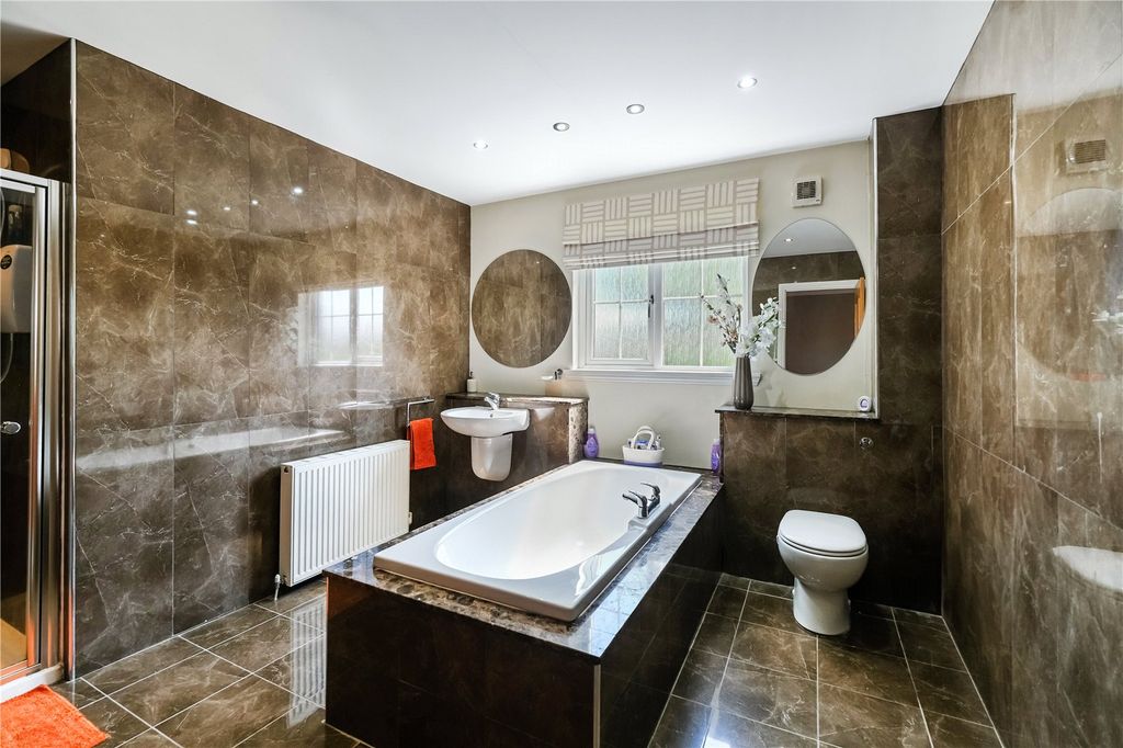 Property photo 3 of 54 Picture No. 62