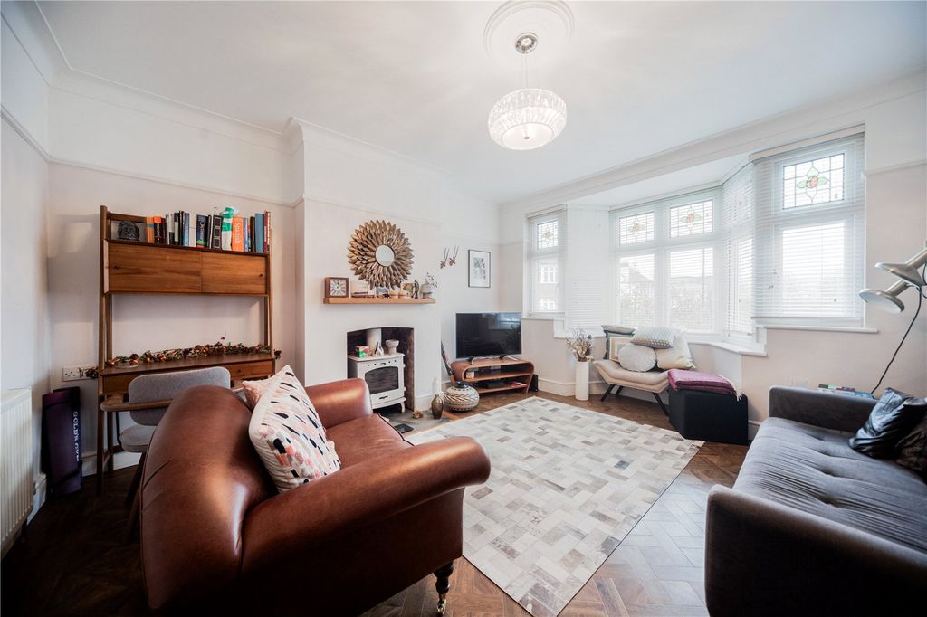 Property photo 2 of 22 Picture No. 02