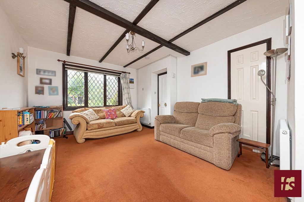 Property photo 3 of 14