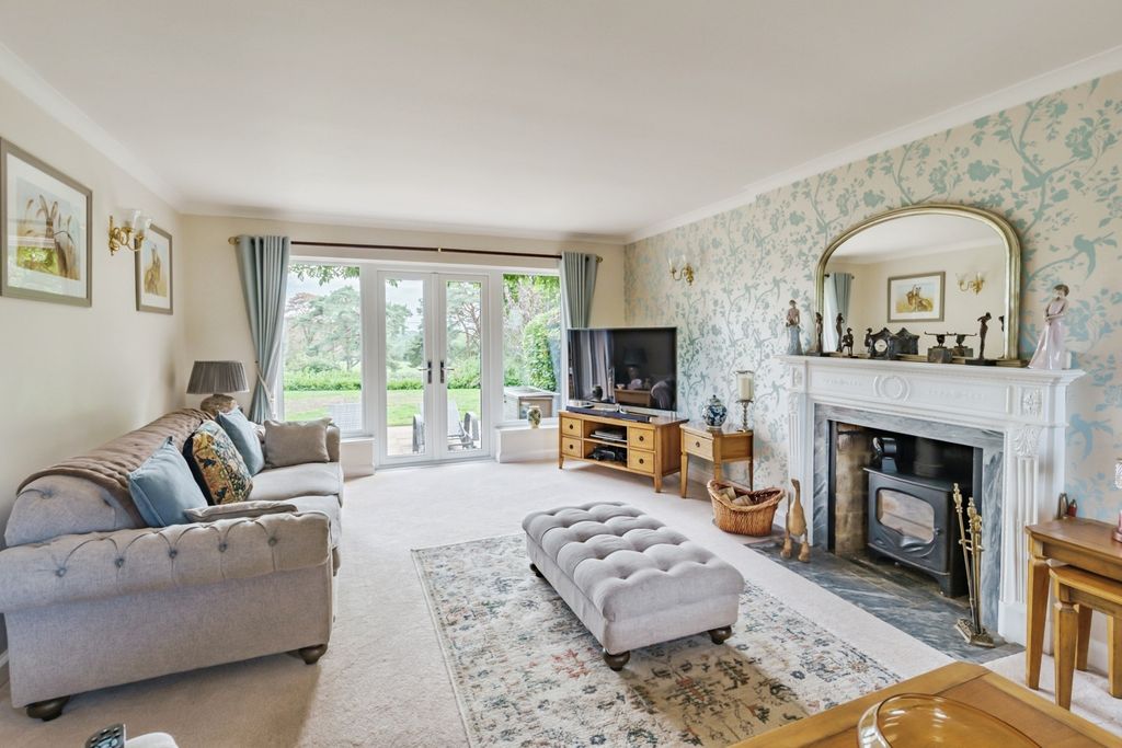 Property photo 2 of 57 Pbox-Img.Jpg