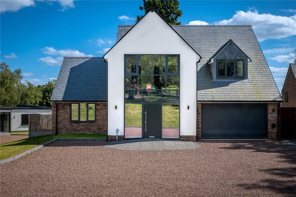 Property photo 1 of 17 External