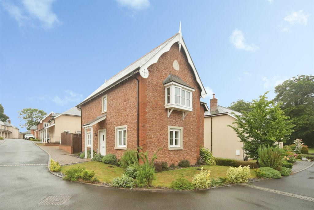 Property photo 1 of 19
