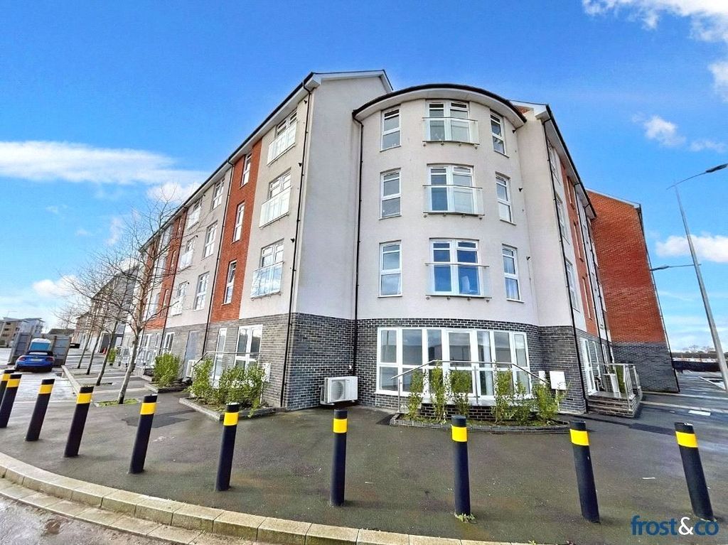 Property photo 1 of 9 Carters Quay