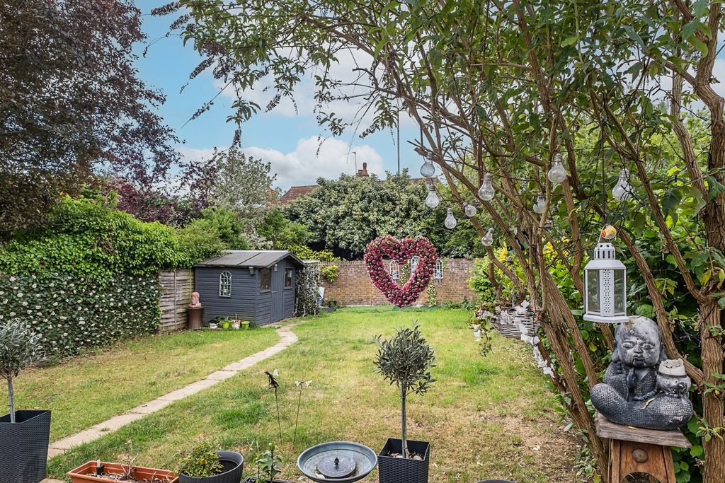 Property photo 3 of 12