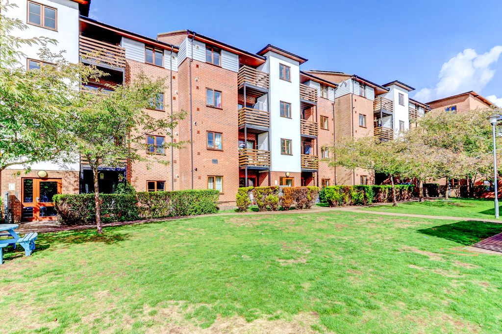 Property photo 1 of 9 Picture No. 02