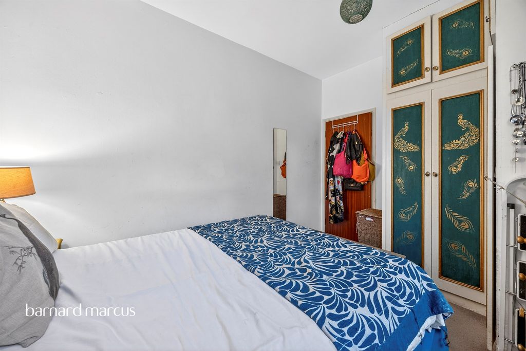 Property photo 3 of 7