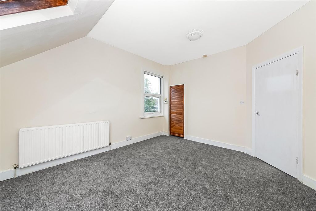 Property photo 3 of 10 Reception Room