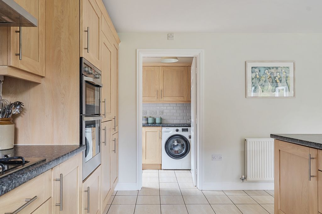 Additional image 6 of 5 bed detached house for saleMaurice Way, Marlborough SN8