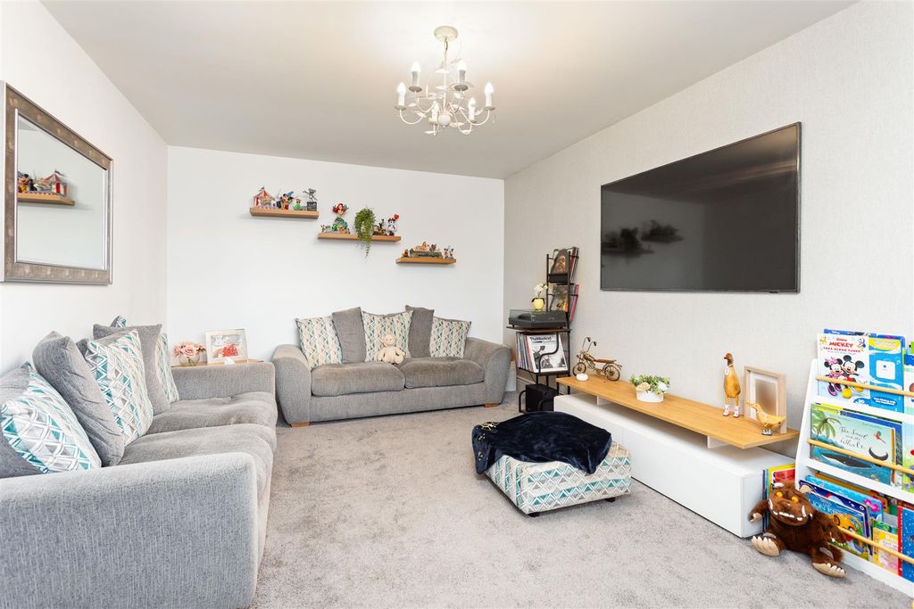 Property photo 2 of 38 2.Jpg