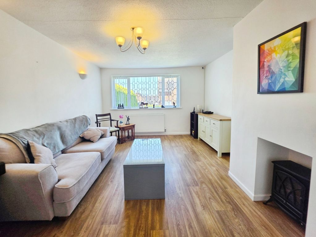Property photo 3 of 26 Pbox-Img.Jpg