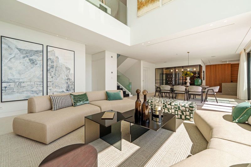 Property photo 3 of 48