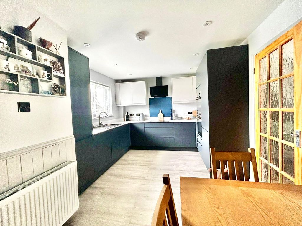 Property photo 2 of 8 Picture No. 02