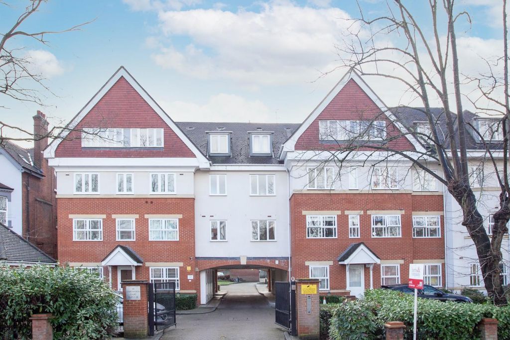 Property photo 3 of 11 Building Exterior