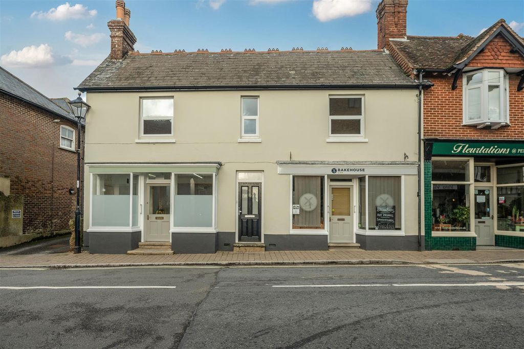 Property photo 1 of 7 Main Pic.Jpg