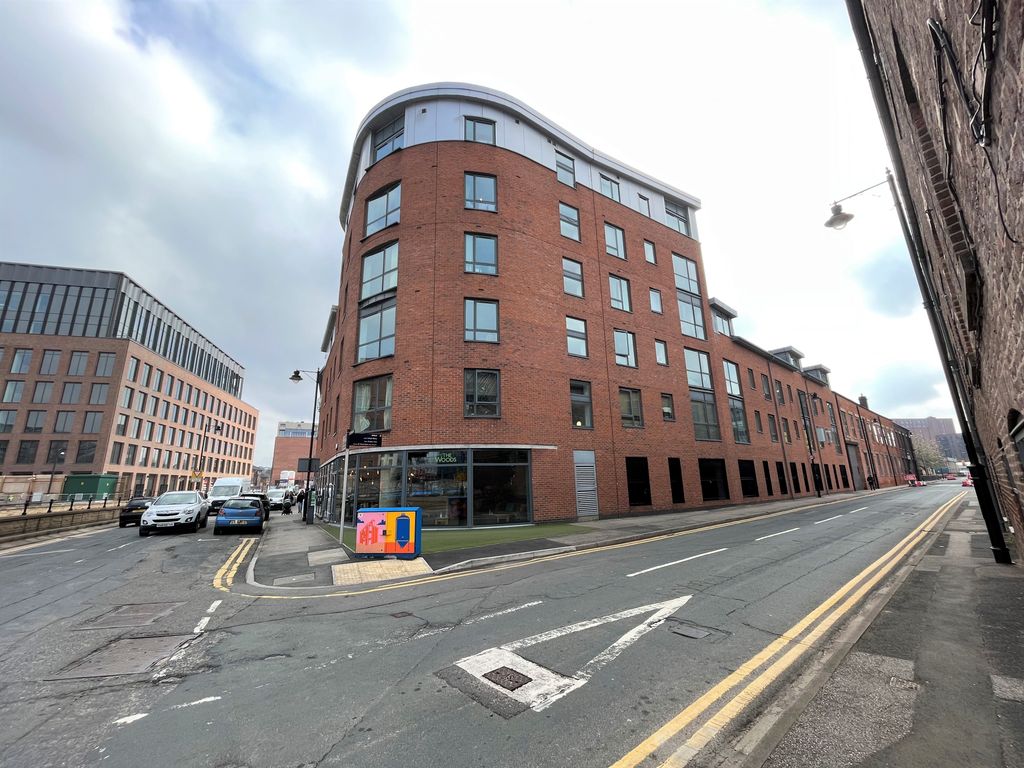 Property photo 2 of 13