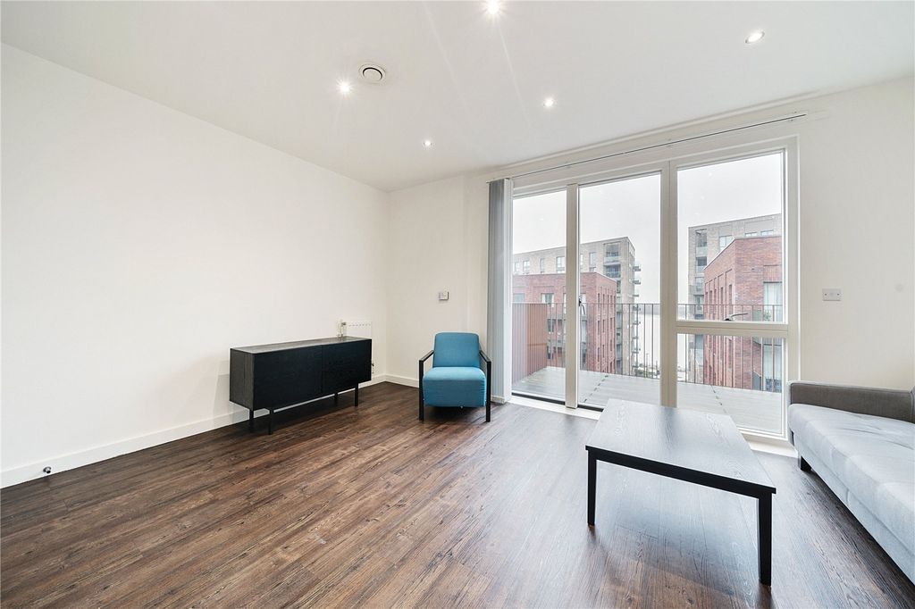 Property photo 2 of 17 Picture No. 47