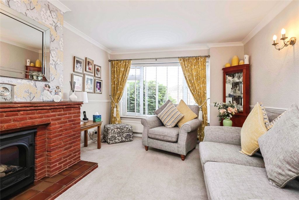 Property photo 2 of 16 Picture No. 05