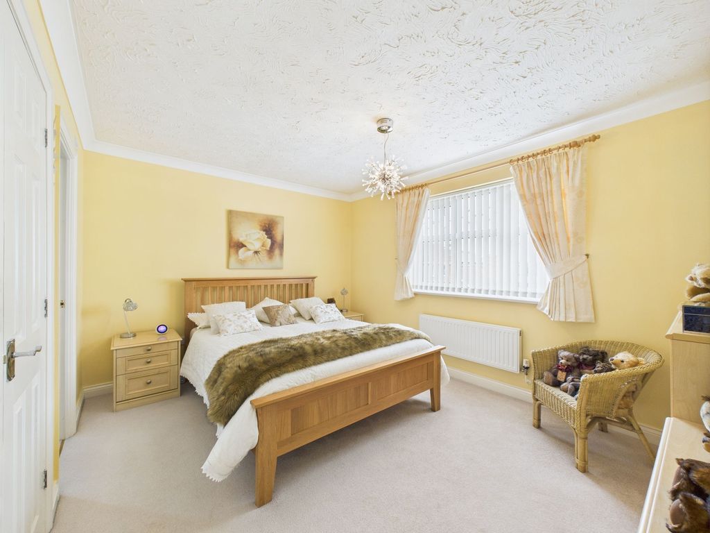 Property photo 3 of 24