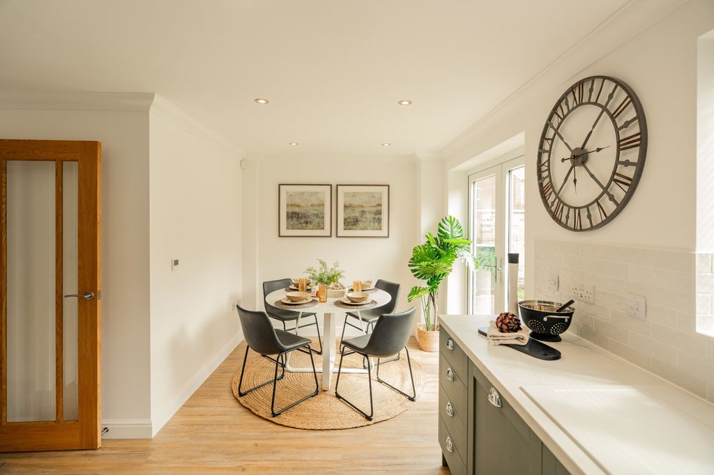 Property photo 2 of 12 Show Home Dining