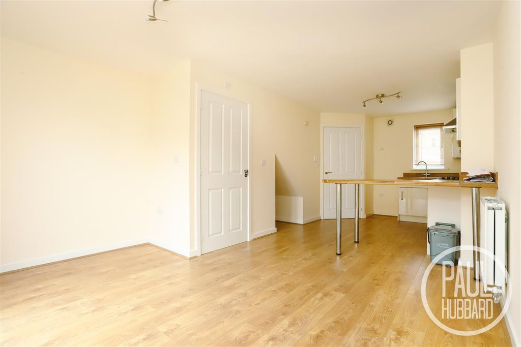 Property photo 2 of 12 Img_6191.Jpg