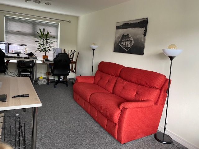 Property photo 2 of 4 Living Room