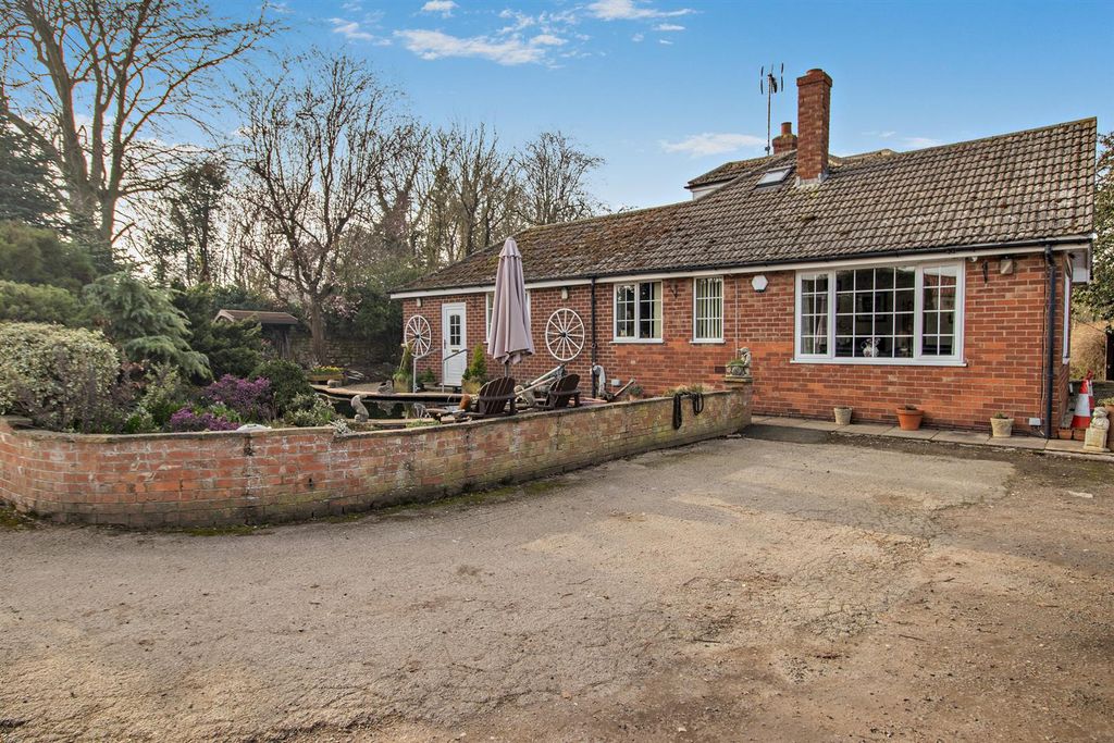 Additional image 35 of 5 bed detached bungalow for saleWilsic Road, Wilsic, Doncaster DN11