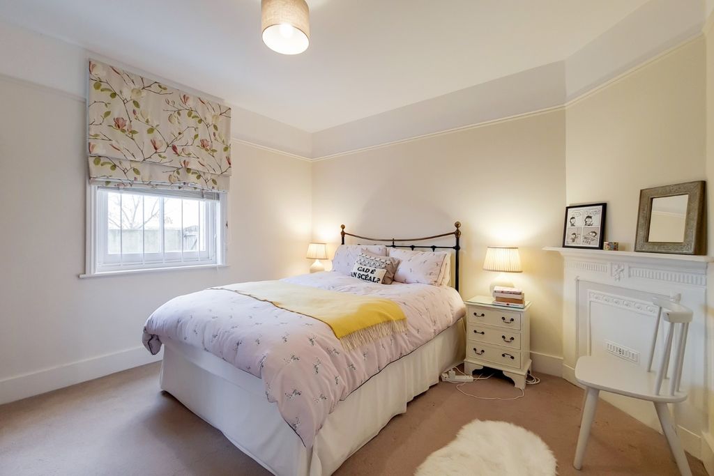 Property photo 3 of 8 3472744