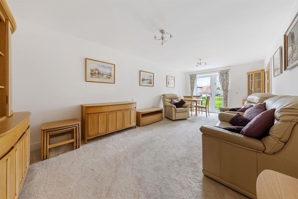 Property photo 1 of 12 03-F766Pfmcs 32 The Clockhouse-9-Medium.Jpg