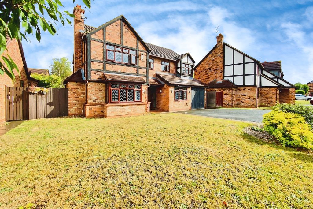 Property photo 2 of 23