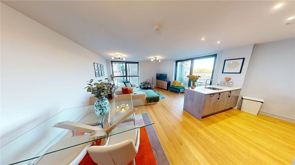 Property photo 1 of 8 Picture No. 03