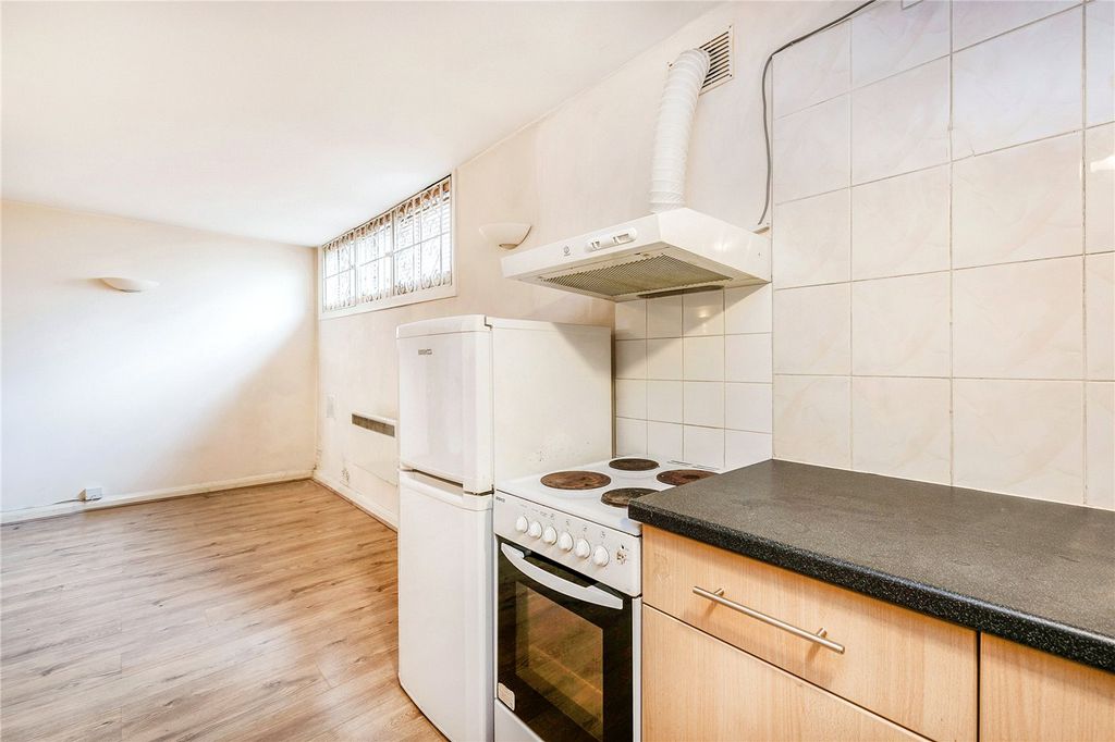 Property photo 3 of 7 Picture No. 07