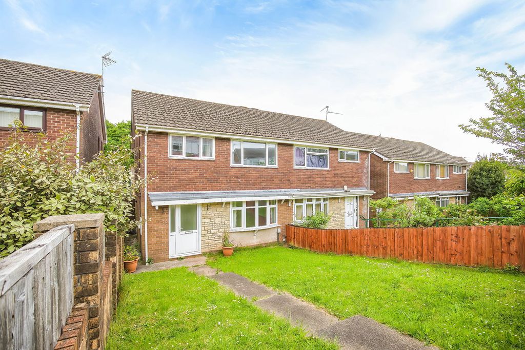 Property photo 1 of 27