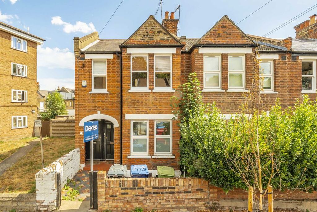 Property photo 1 of 6