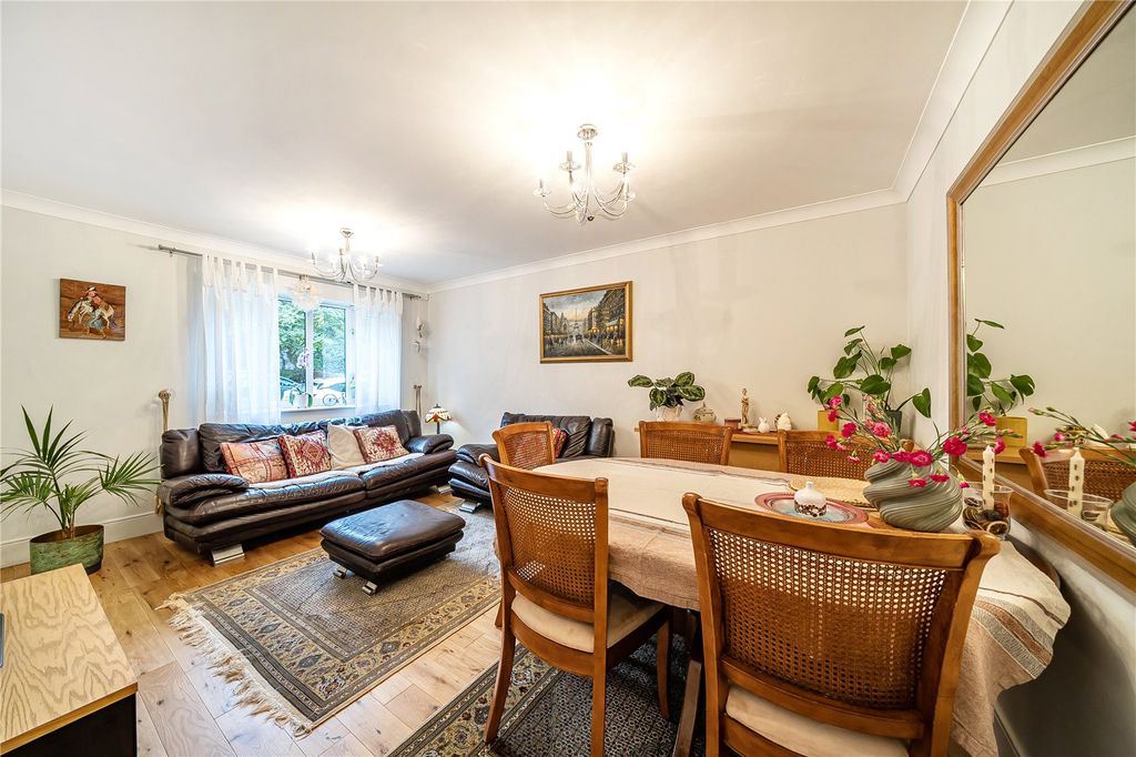 Property photo 1 of 20 Picture No. 03