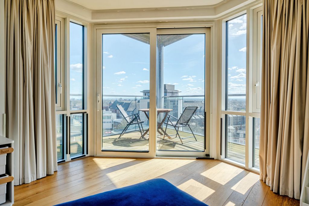 Property photo 3 of 22 1436294-16-69c52A...