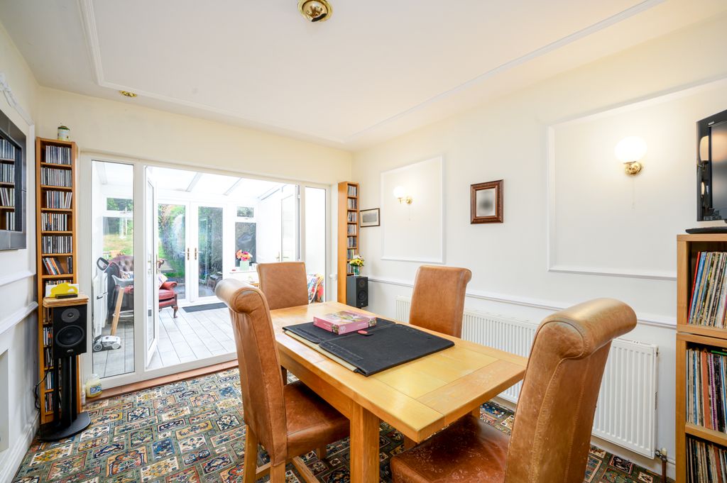 Property photo 3 of 32 15