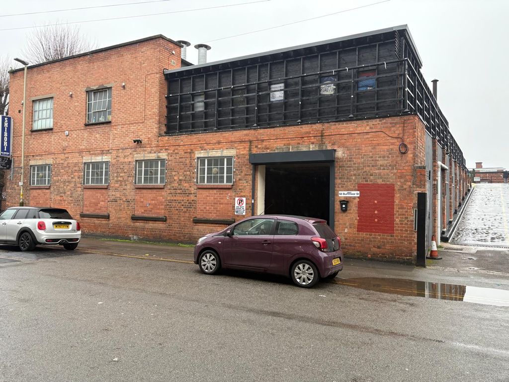 Property photo 1 of 1