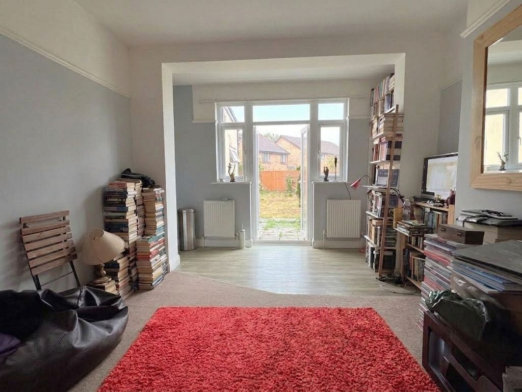 Property photo 3 of 14
