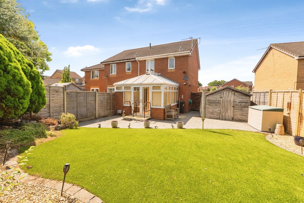 Property photo 1 of 16