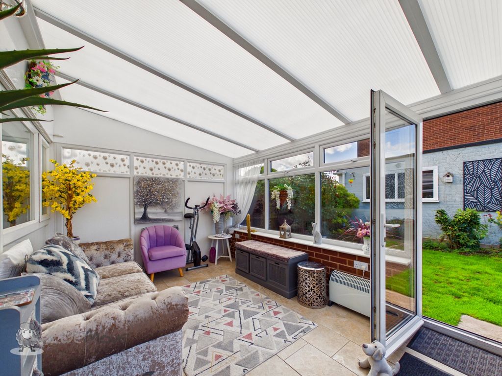 Property photo 3 of 21 Conservatory A