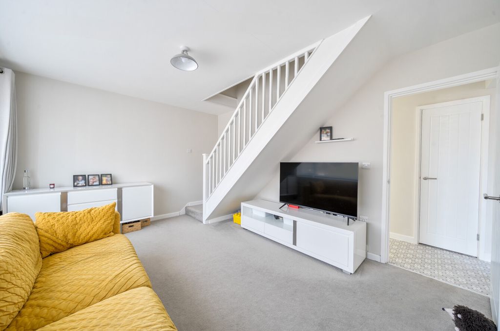 Property photo 3 of 25 1418587-14-69A586...